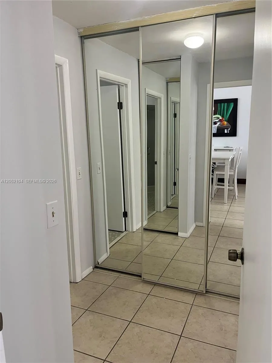 14824 SW 124th Ct Miami, FL 33186