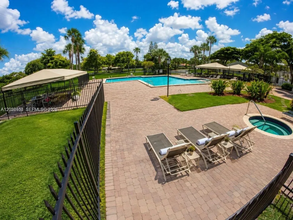 14824 SW 124th Ct Miami, FL 33186