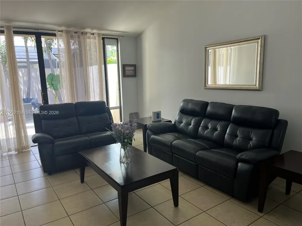 14824 SW 124th Ct Miami, FL 33186