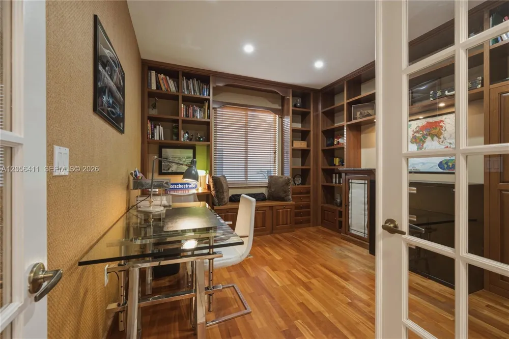 1032 NW 139th Ter Pembroke Pines, FL 33028