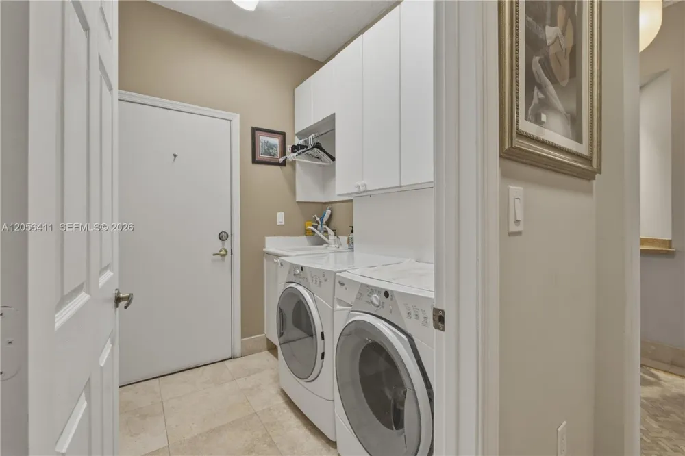 1032 NW 139th Ter Pembroke Pines, FL 33028