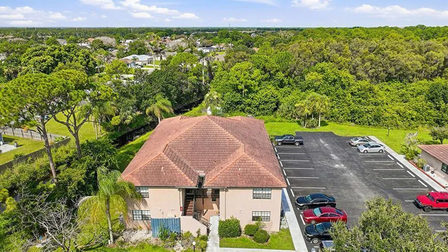 2480 SE Garden Terrace #507 