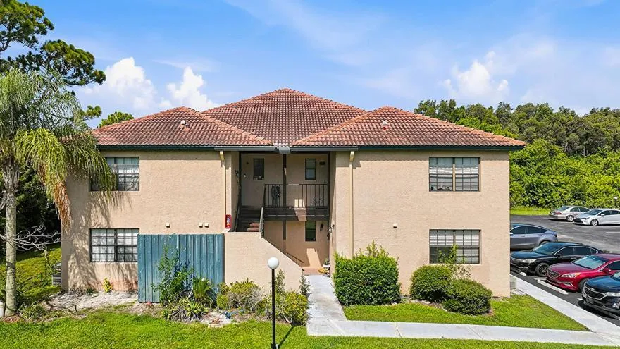 2480 SE Garden Terrace #507 