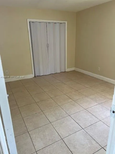 2155 NW 71st St #2155 Miami, FL 33147