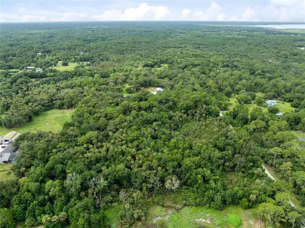 2750 PERCH ROAD Geneva, FL 32732
