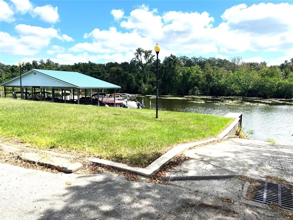 39654 GROVE HEIGHTS Lady Lake, FL 32159