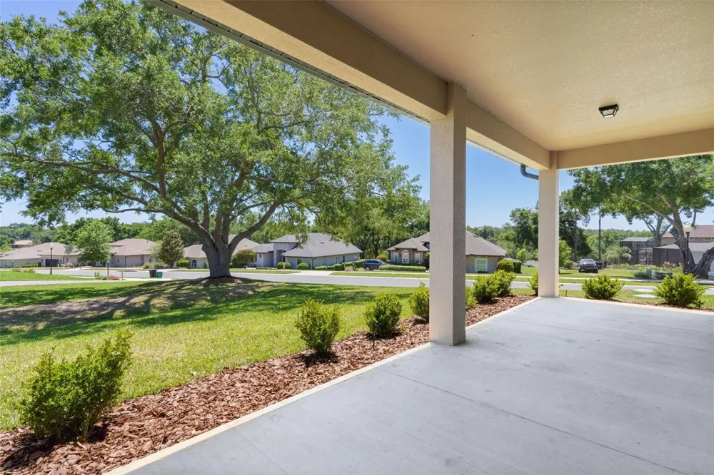 39654 GROVE HEIGHTS Lady Lake, FL 32159