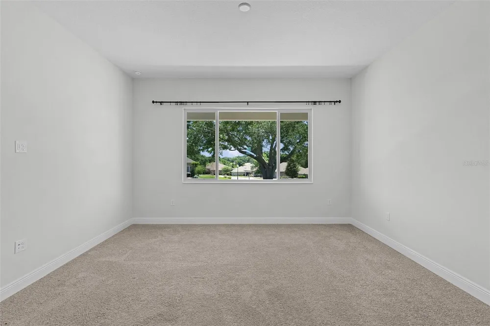 39654 GROVE HEIGHTS Lady Lake, FL 32159