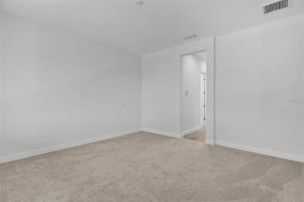 39654 GROVE HEIGHTS Lady Lake, FL 32159