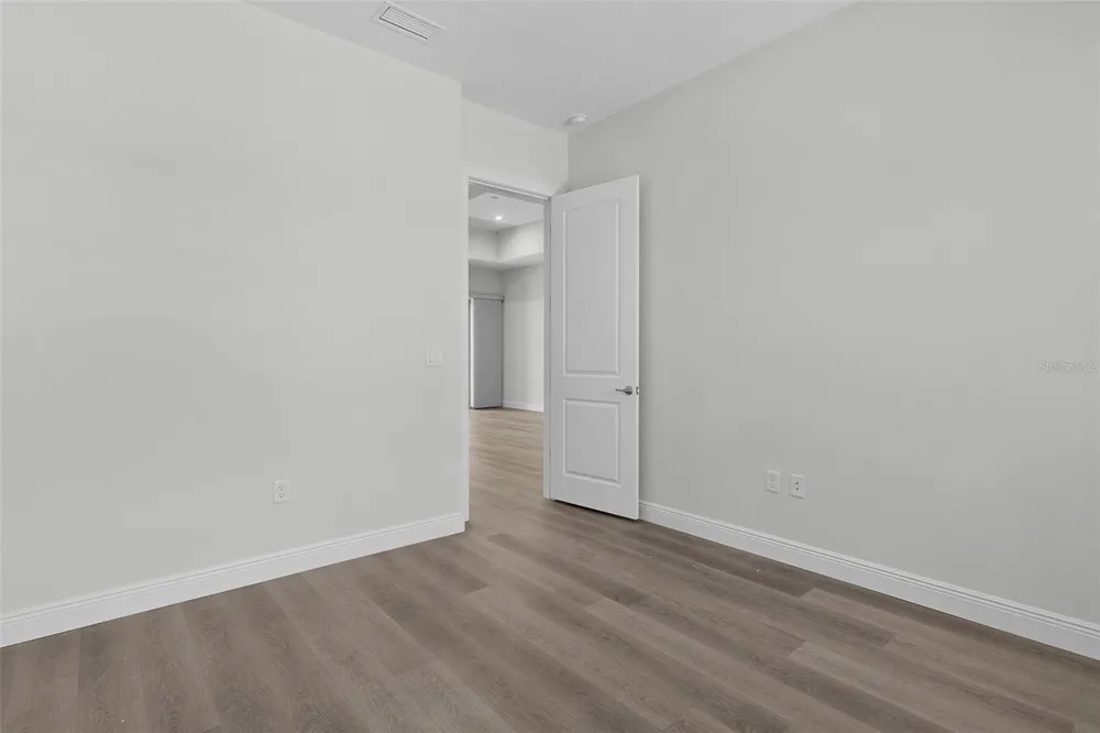 39654 GROVE HEIGHTS Lady Lake, FL 32159