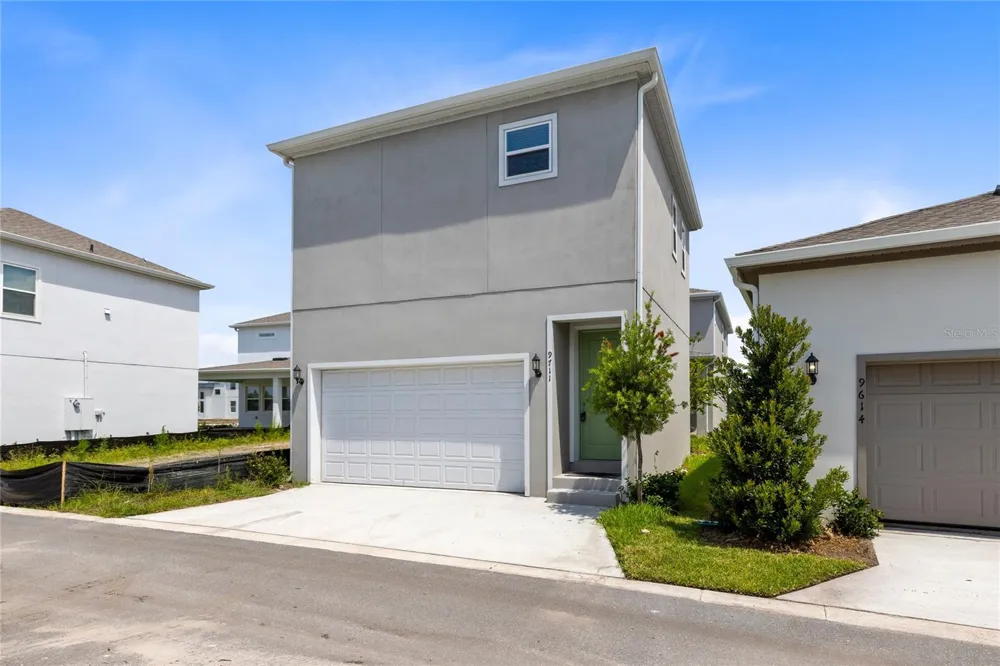 9711 UNDSET ALLEY Orlando, FL 32827