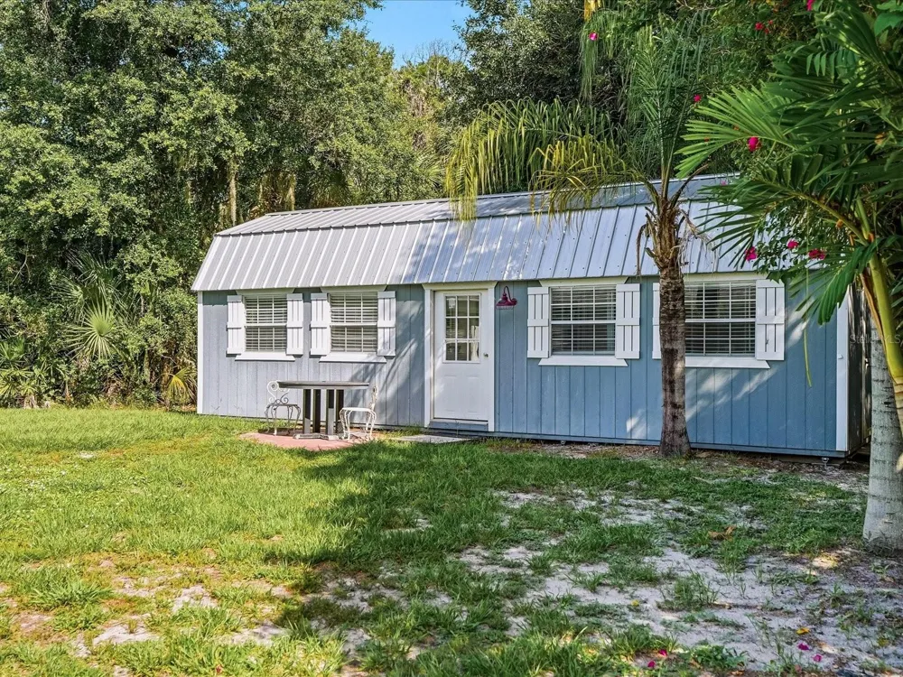 3002 MONCRIEF AVE North Port, FL 34286