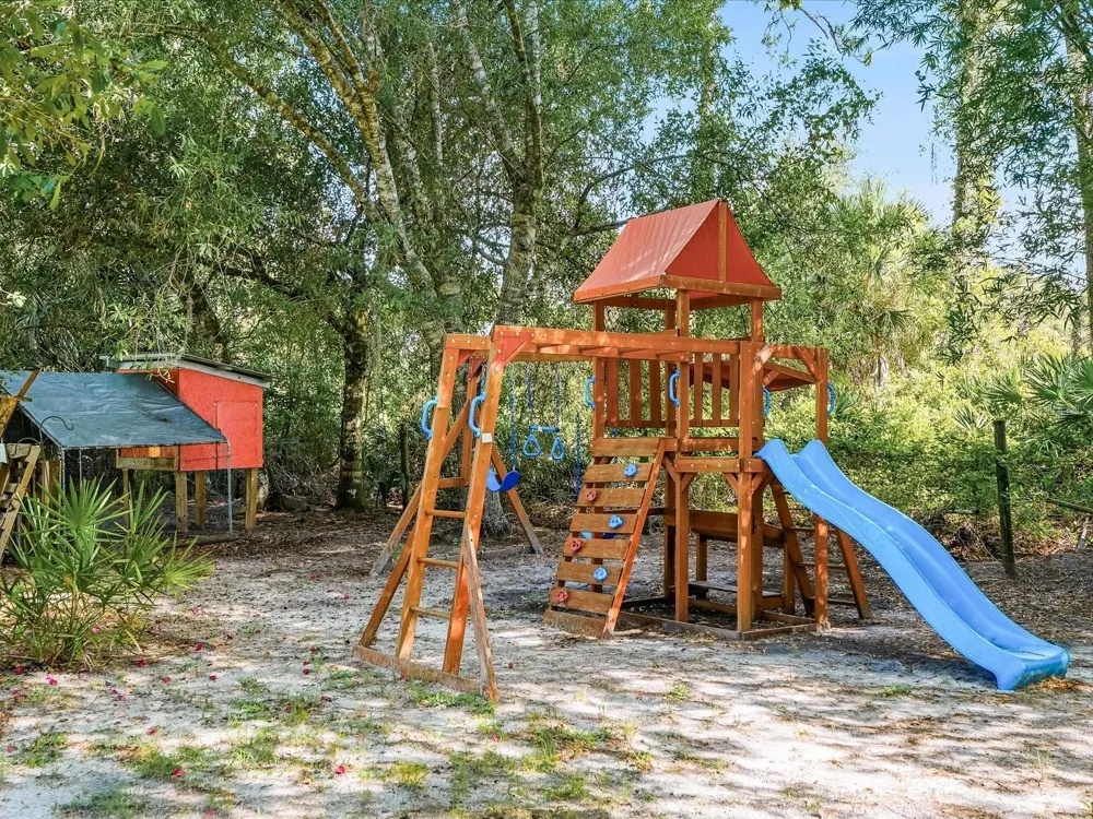 3002 MONCRIEF AVE North Port, FL 34286
