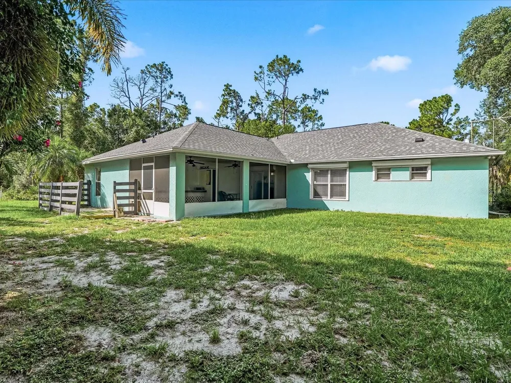 3002 MONCRIEF AVE North Port, FL 34286