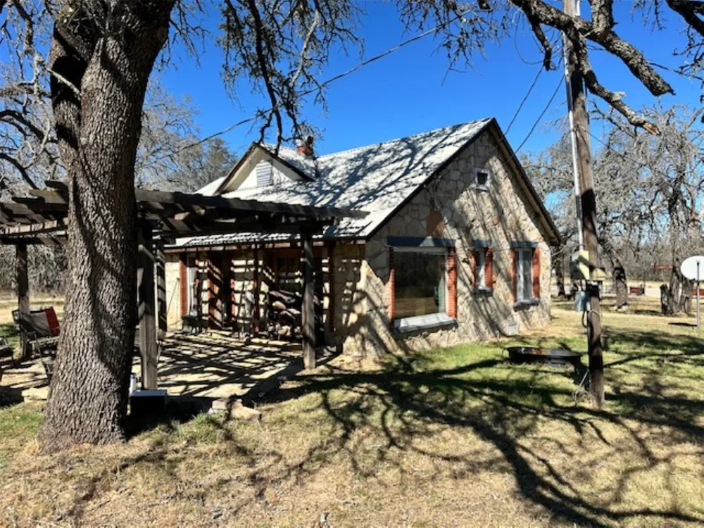 18250 Tx-36 Highway Gustine, TX 76455