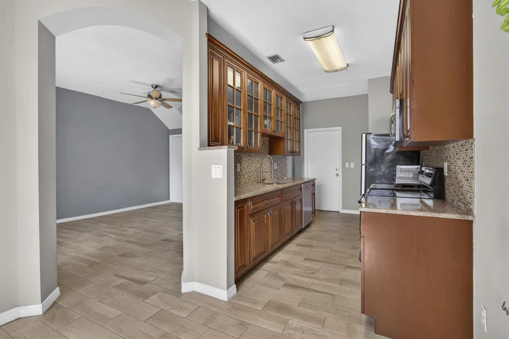 333 River Bluff Lane Royal Palm Beach, FL 33411