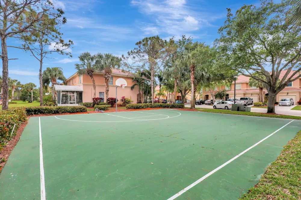 333 River Bluff Lane Royal Palm Beach, FL 33411