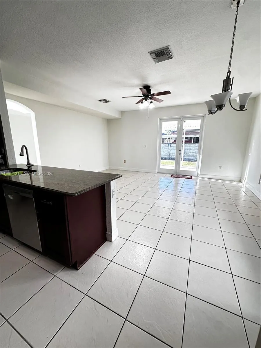 14521 SW 13th Ter Miami, FL 33184
