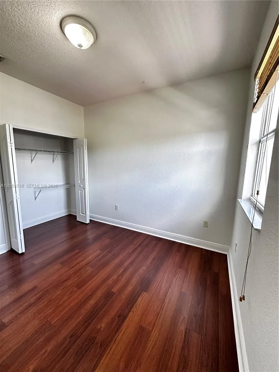 14521 SW 13th Ter Miami, FL 33184