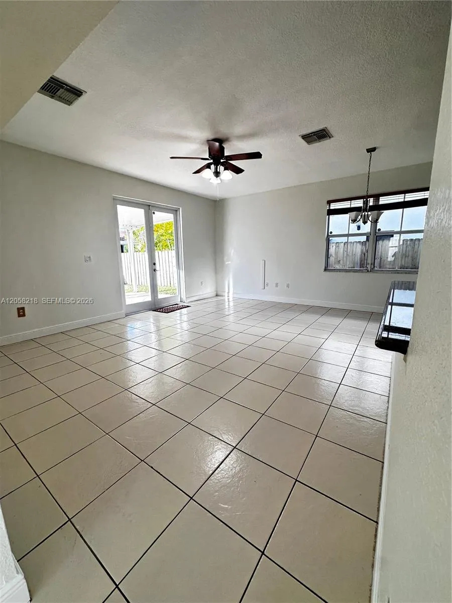14521 SW 13th Ter Miami, FL 33184