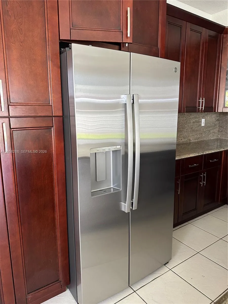 14521 SW 13th Ter Miami, FL 33184