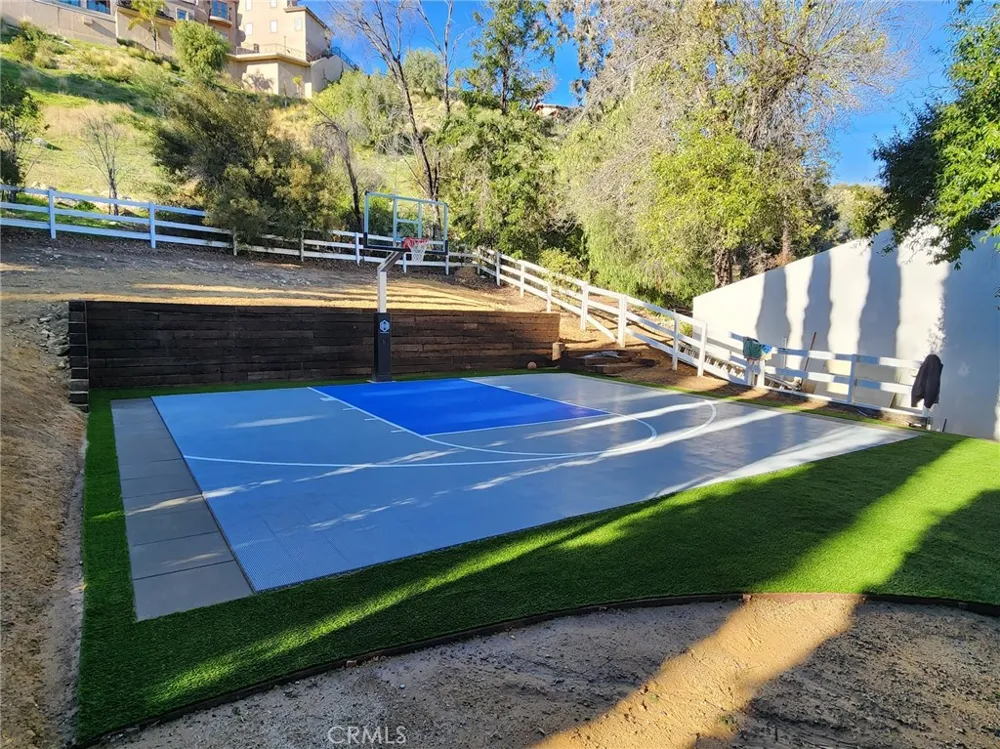 191 Dapplegray Bell Canyon, CA 91307