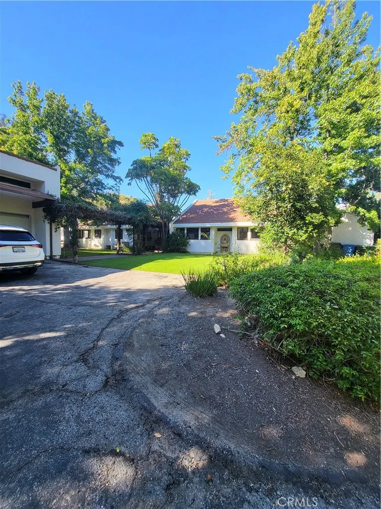 191 Dapplegray Bell Canyon, CA 91307