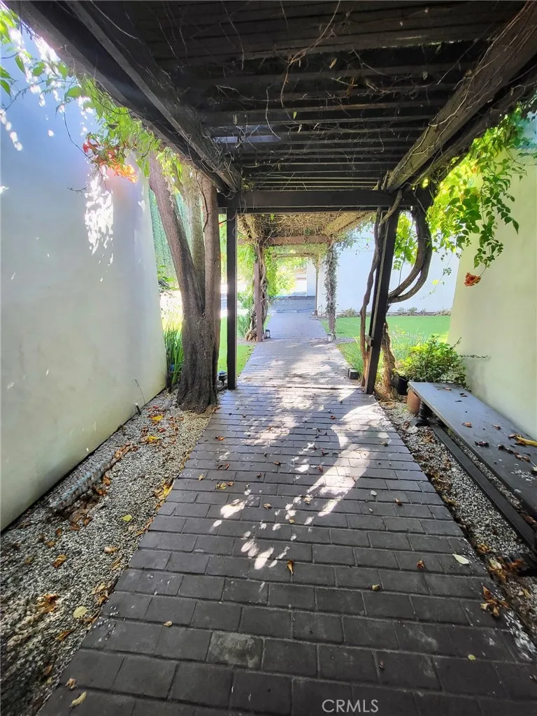 191 Dapplegray Bell Canyon, CA 91307