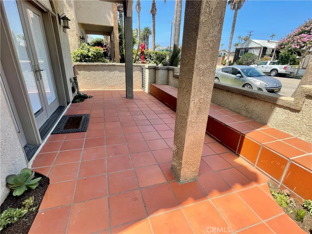 312 14th Street Huntington Beach, CA 92648