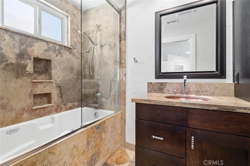 312 14th Street Huntington Beach, CA 92648