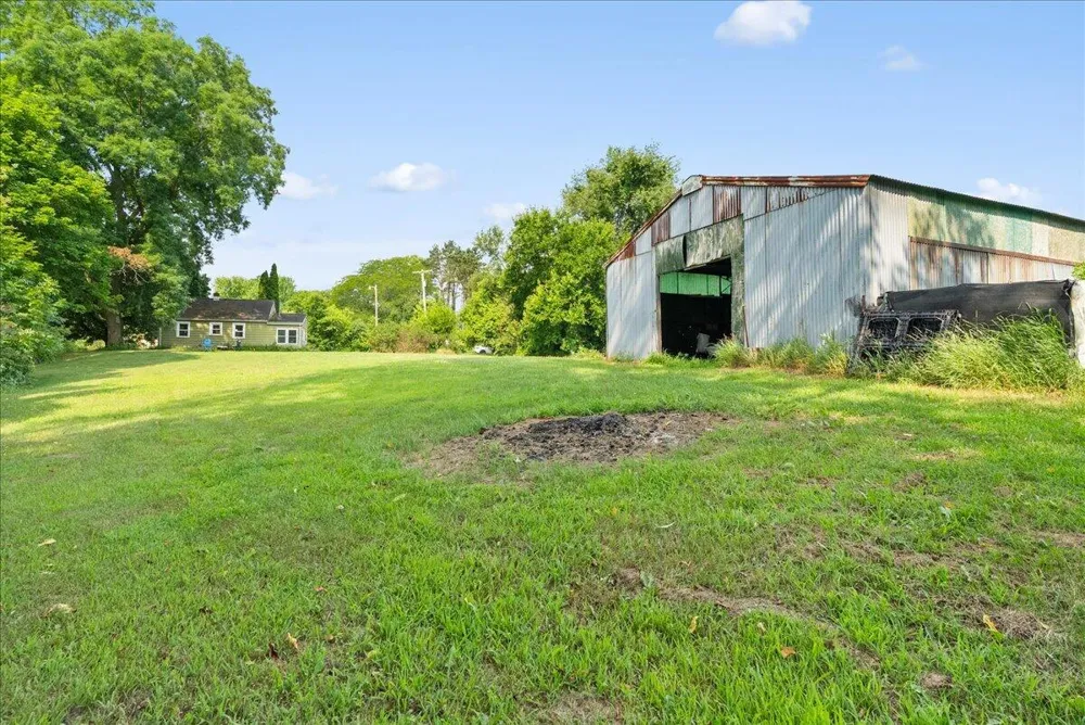 14133 North Avenue Bellevue, MI 49021