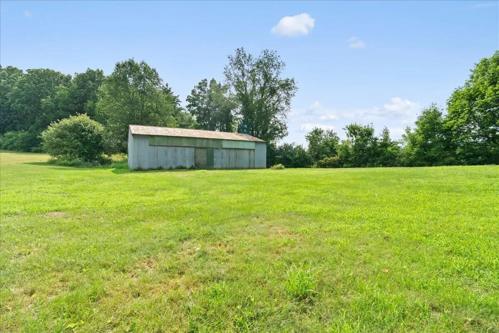 14133 North Avenue Bellevue, MI 49021