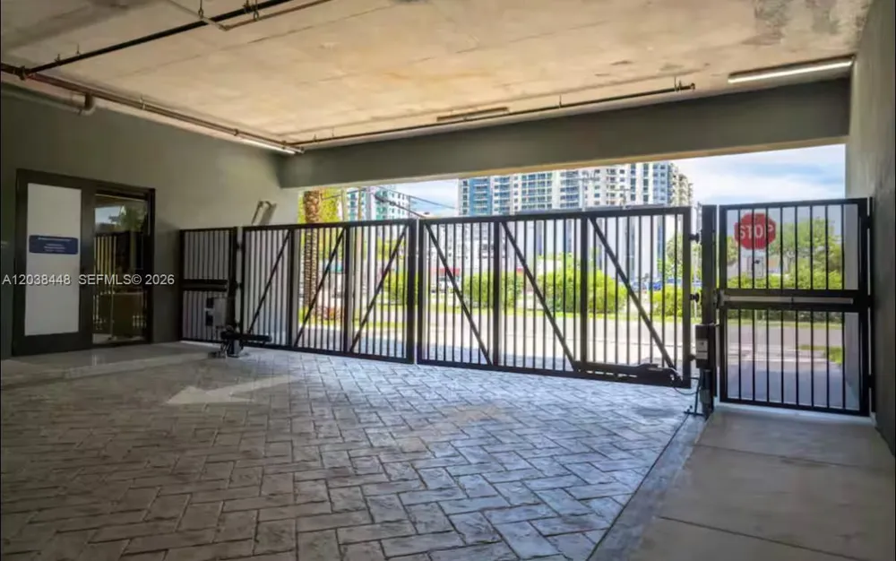 2201 Polk St #101 Hollywood, FL 33020