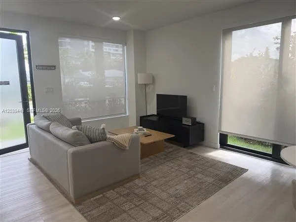 2201 Polk St #101 Hollywood, FL 33020
