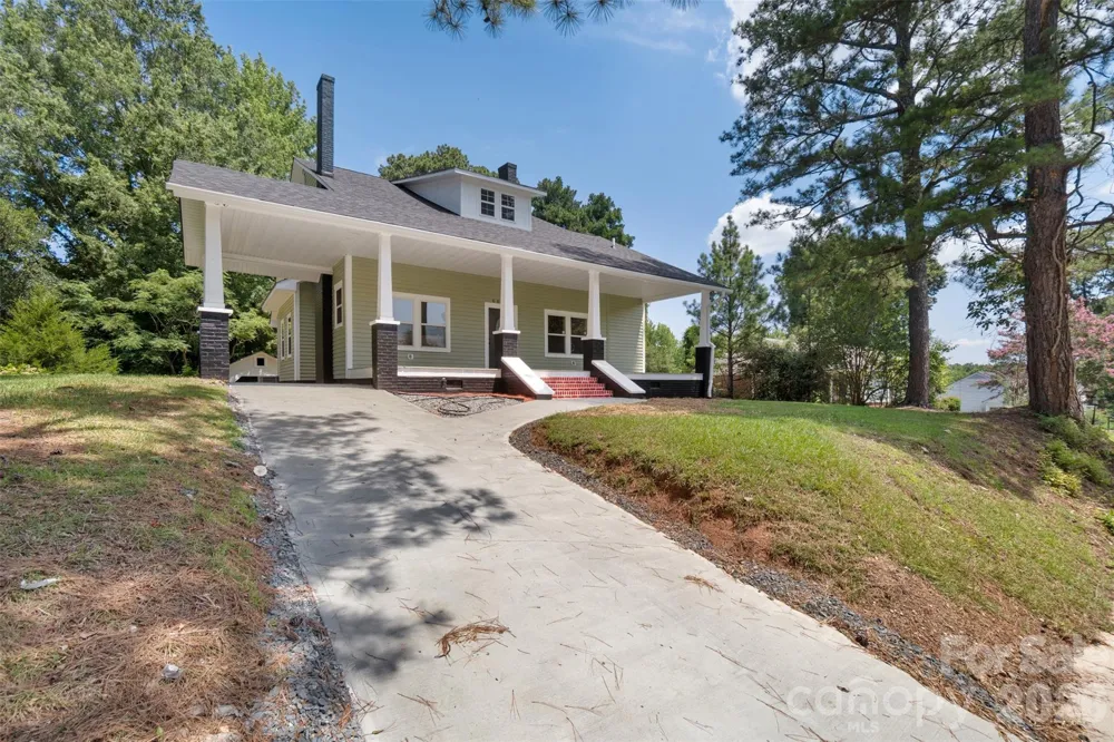 607 Lee Avenue Wadesboro, NC 28170