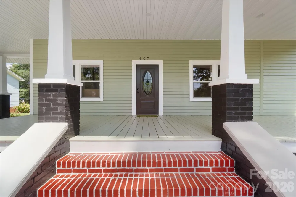 607 Lee Avenue Wadesboro, NC 28170