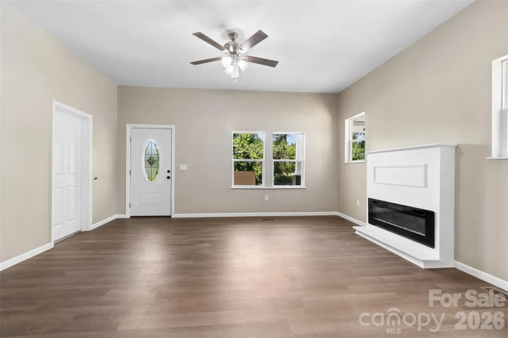 607 Lee Avenue Wadesboro, NC 28170