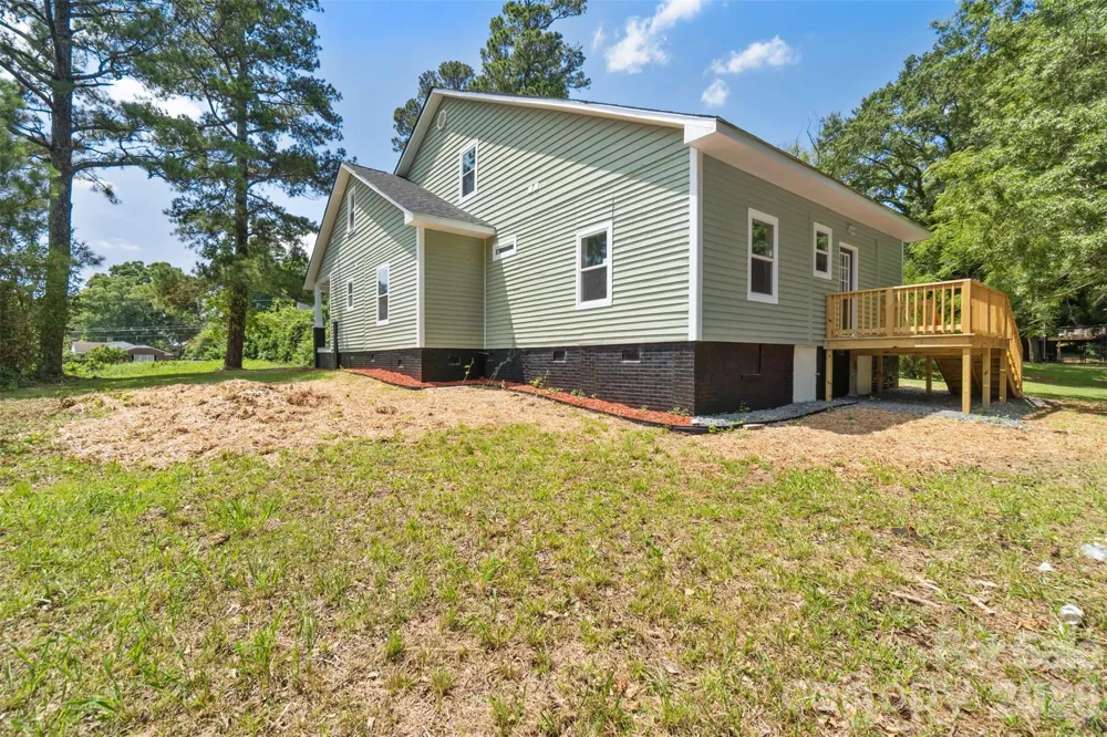 607 Lee Avenue Wadesboro, NC 28170