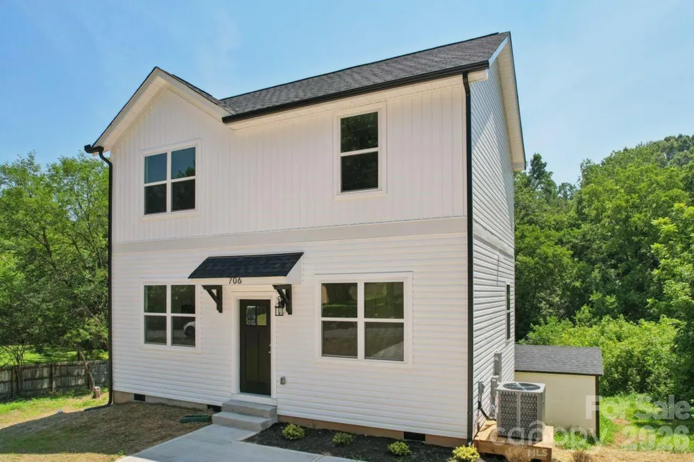 706 9th Street Bessemer City, NC 28016