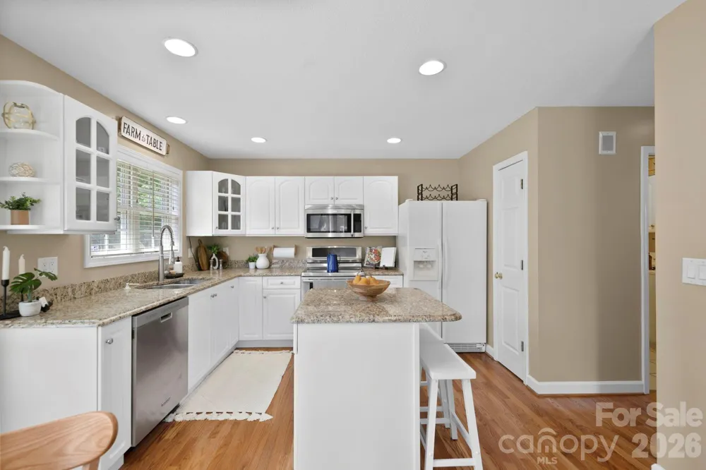 20 Good Day Court Candler, NC 28715
