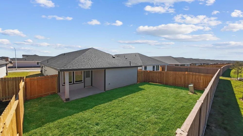 1018 Blue Stone Drive Beasley, TX 77417