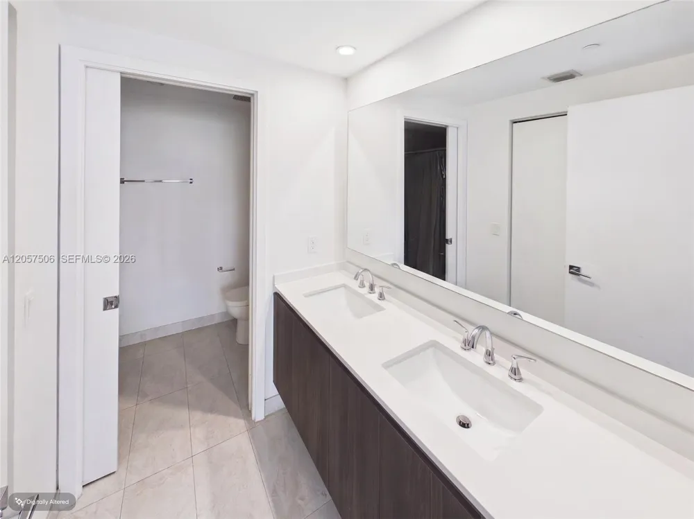 488 NE 18th St #203 Miami, FL 33132