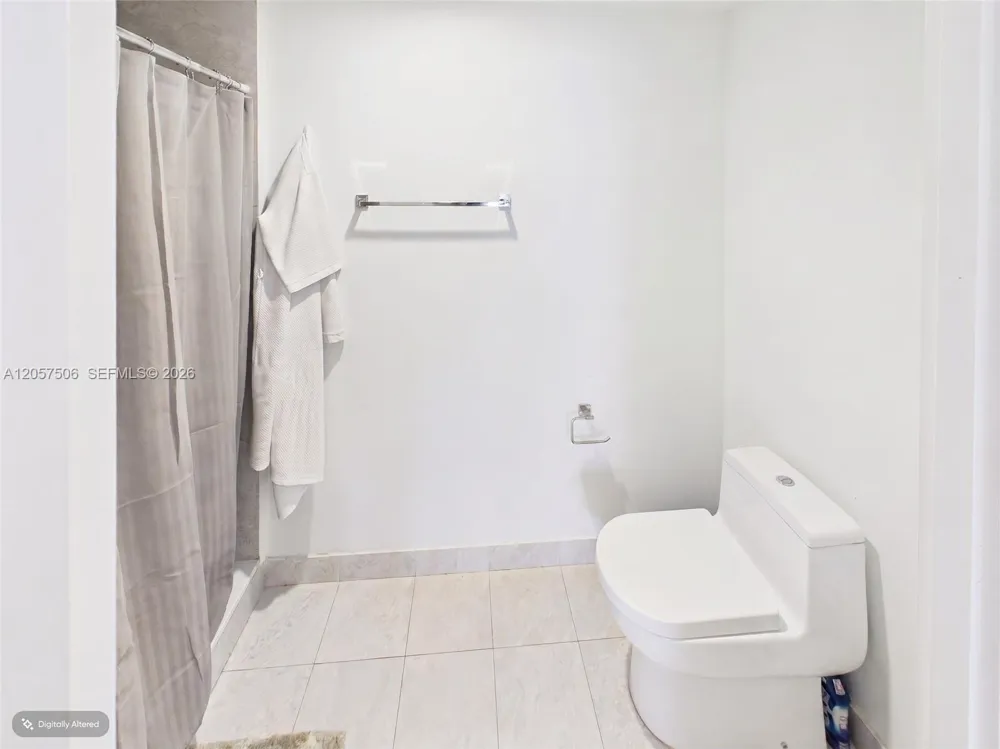 488 NE 18th St #203 Miami, FL 33132
