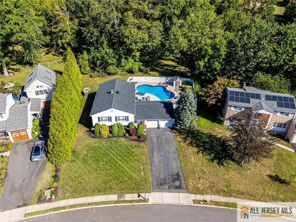 6 Paul Avenue South Brunswick, NJ 08824