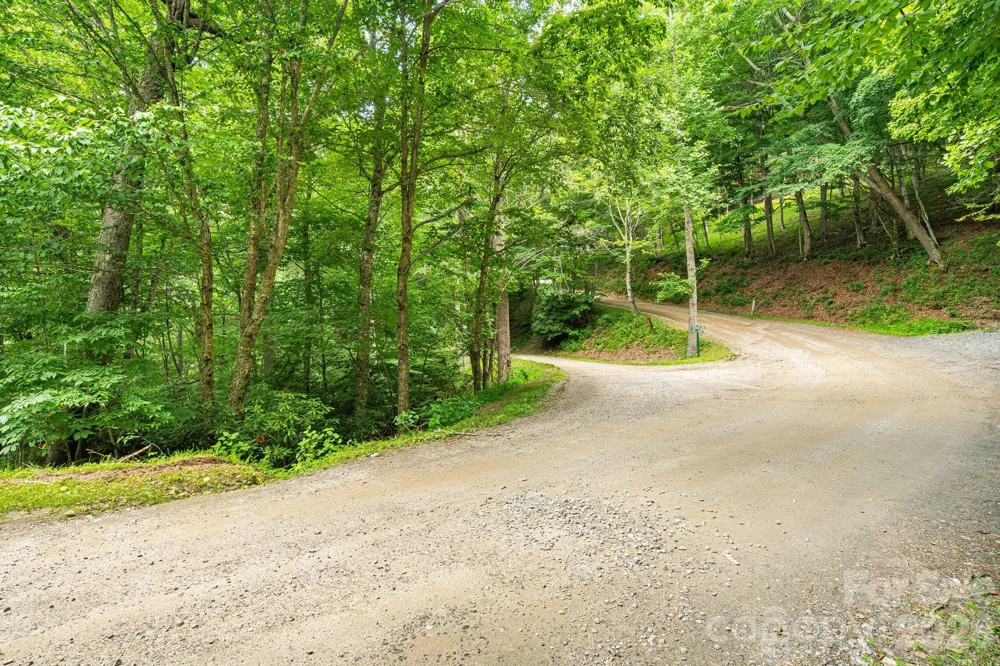 646 El Miner Drive Mars Hill, NC 28754