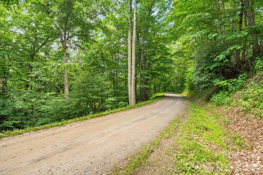646 El Miner Drive Mars Hill, NC 28754