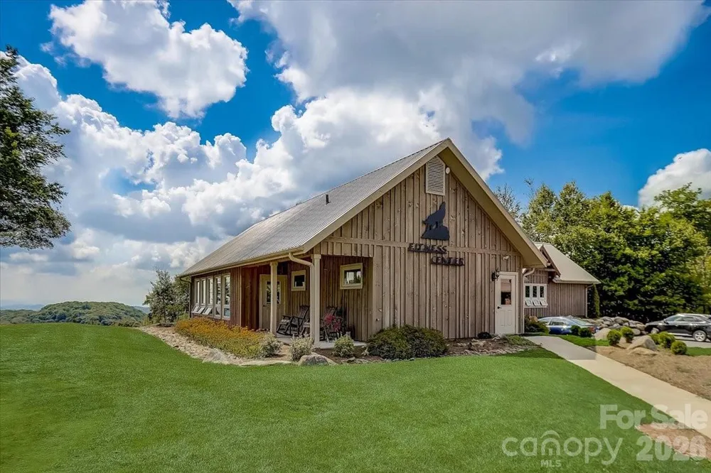 646 El Miner Drive Mars Hill, NC 28754
