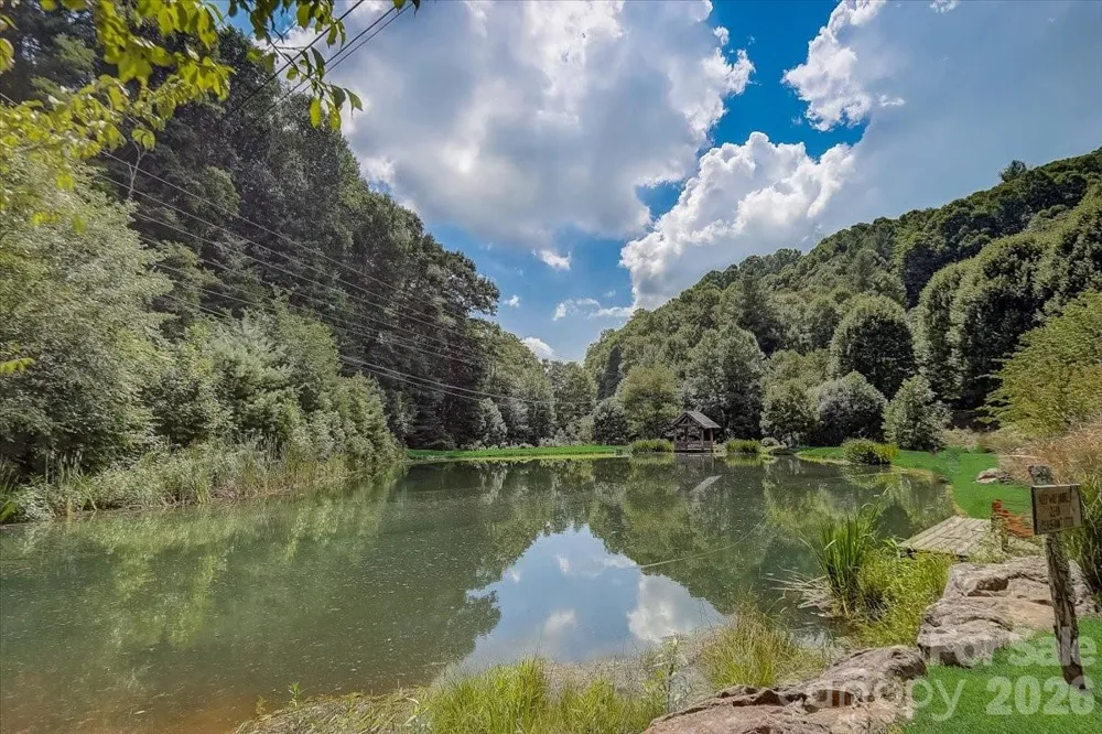 646 El Miner Drive Mars Hill, NC 28754