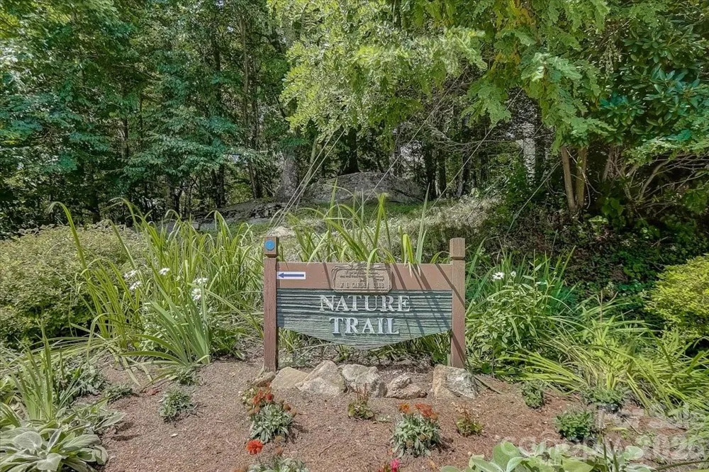 646 El Miner Drive Mars Hill, NC 28754