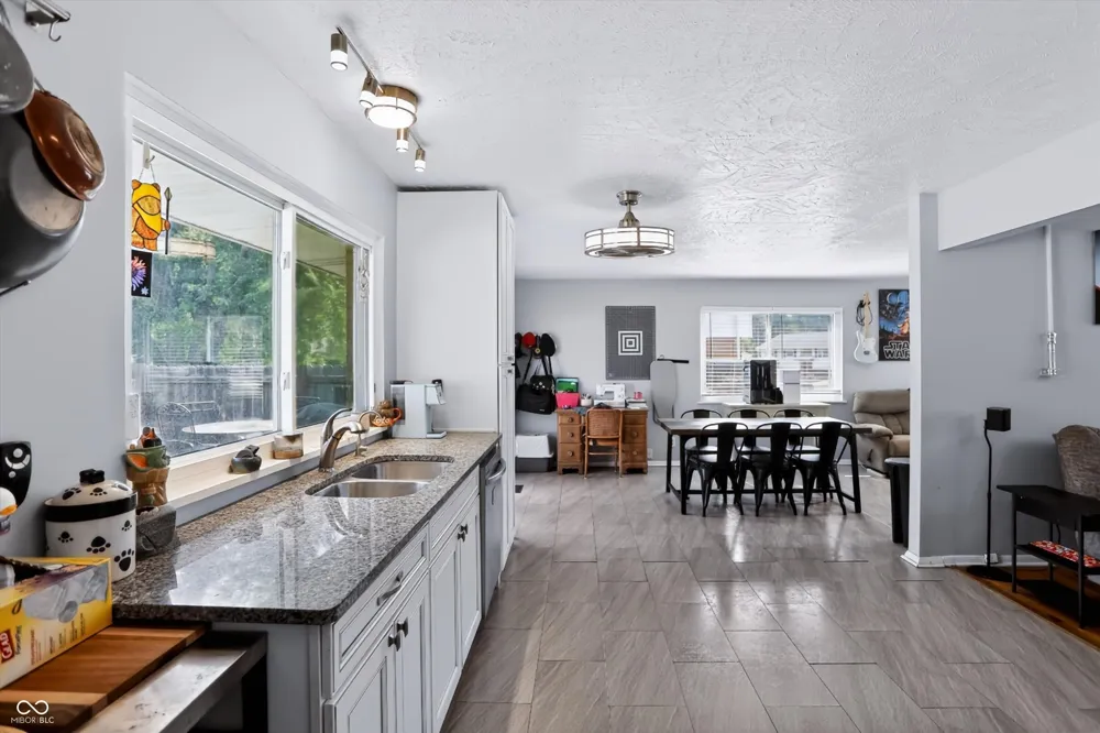 501 Bend Road Beech Grove, IN 46107